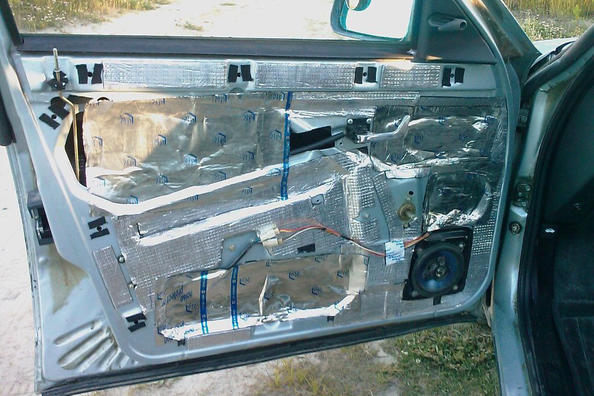 Do-it-yourself-Schallschutz für VAZ 2110-Türen