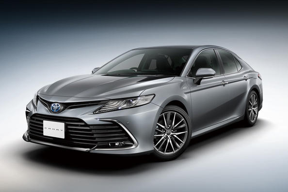Toyota Camry wurde aktualisiert, um in Japan zu debütieren Foto 1