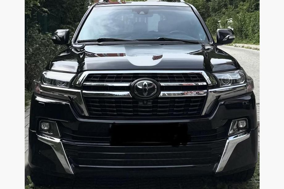 Toyota Land Cruiser 200 2007-2021 Kühlergrill 2016-2021 (Design 2021) Foto 11