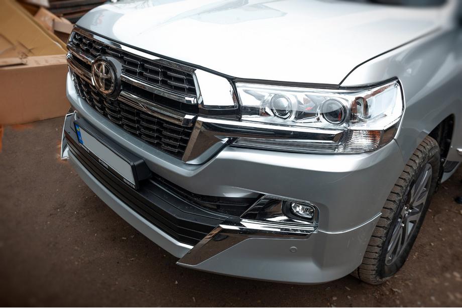 Toyota Land Cruiser 200 2007-2021 Kühlergrill 2016-2021 (Design 2021) Foto 3