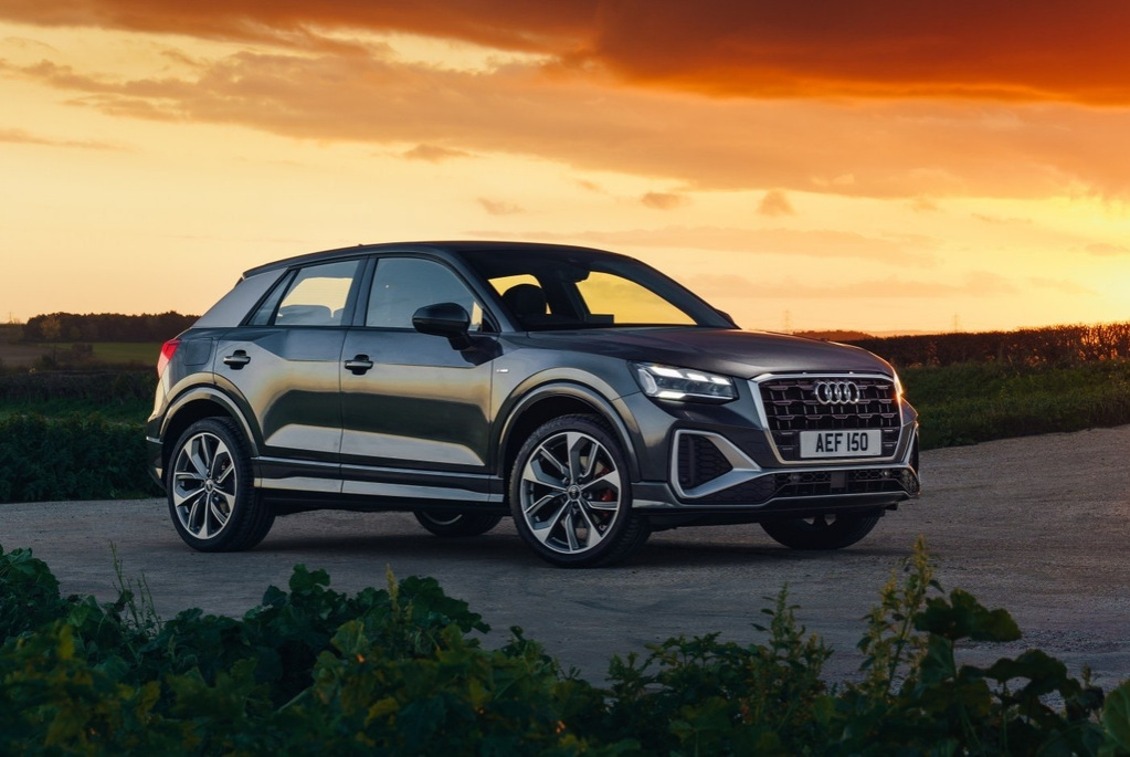 Aktualisierter kompakter Crossover Audi Q2 der ersten Generation