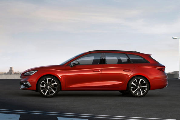 Rückblick auf die vierte Generation des Kombis SEAT Leon ST Foto 3