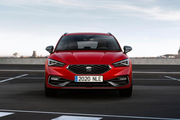 Rückblick auf die vierte Generation des Kombis SEAT Leon ST Foto 4