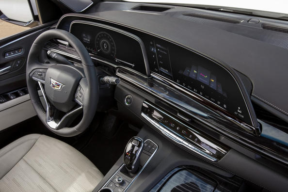 Cadillac Escalade SUV Bewertung Foto 6
