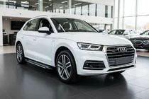 Audi Q5 2017-2025 Trittbretter Rainbow (2 Stk., Aluminium) Foto 1