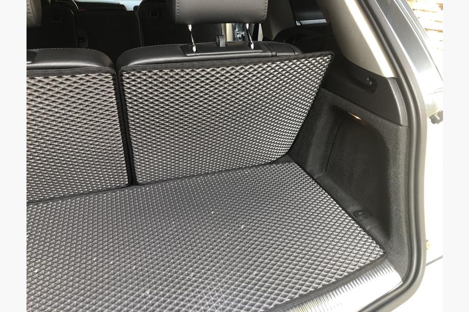 Audi Q7 2005-2015 Kofferraummatte 3-teilig (EVA, Schwarz) (7-Sitzer) Foto 3