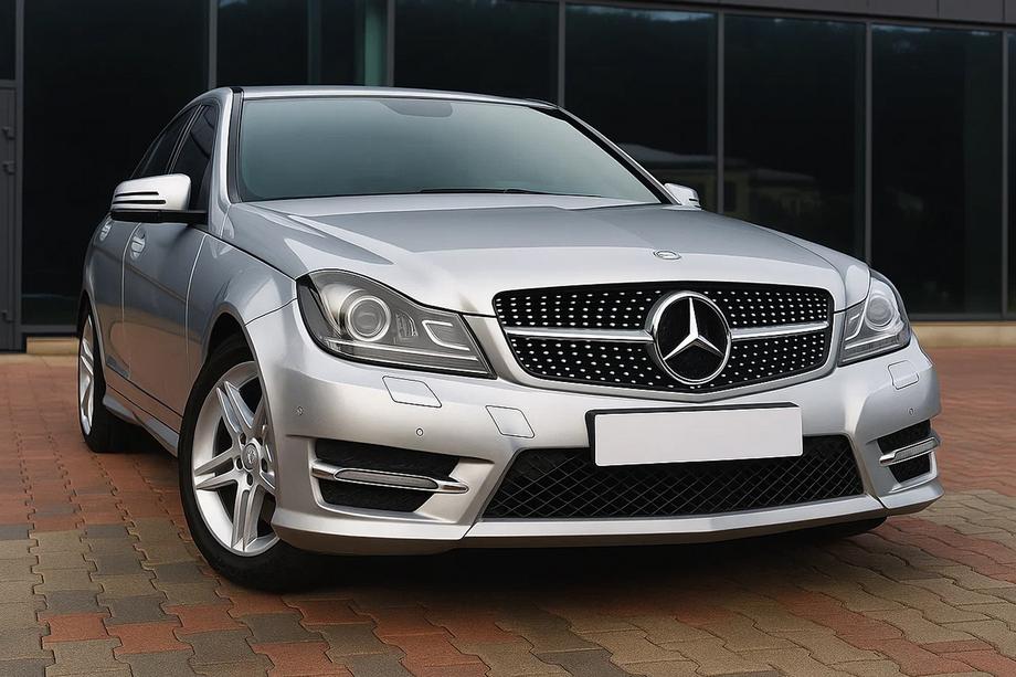 Mercedes C-class W204 2007-2015 Frontgrill Diamond Silber Image
