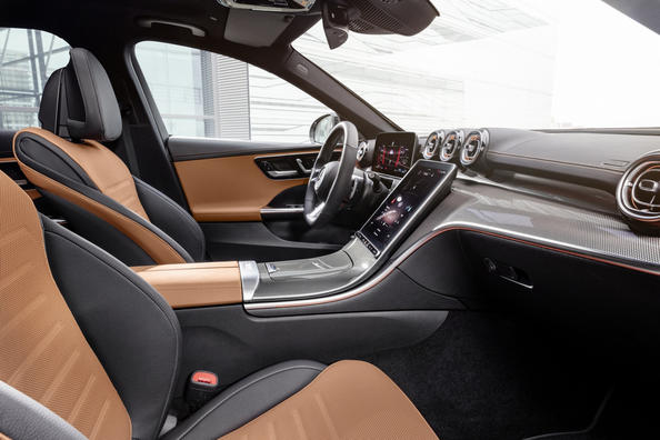 Die neue Generation der Mercedes-Benz C-Klasse Limousine Foto 9