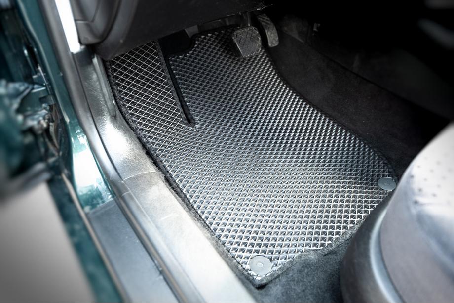 Volkswagen Golf 4 1997-2006 EVA Fußmatten (schwarz) Image
