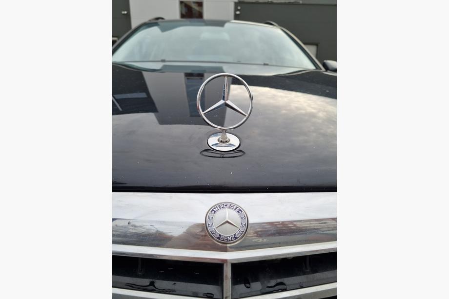 Mercedes E-class W211 2002-2009 Emblem Zielscheibe (ohne Schriftzug) Foto 4