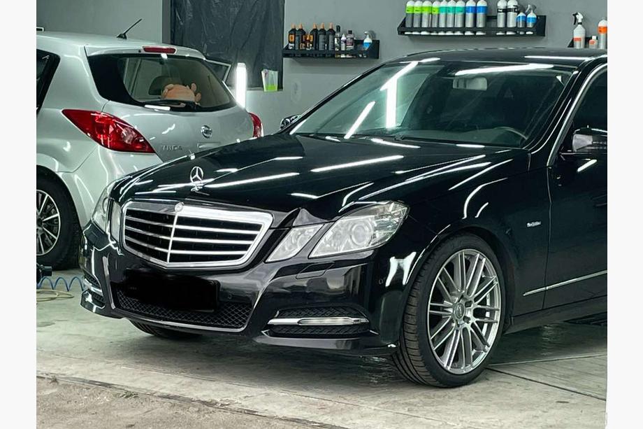 Mercedes E-class W212 2009-2016 Emblem Zielscheibe (mit Schriftzug) Foto 2