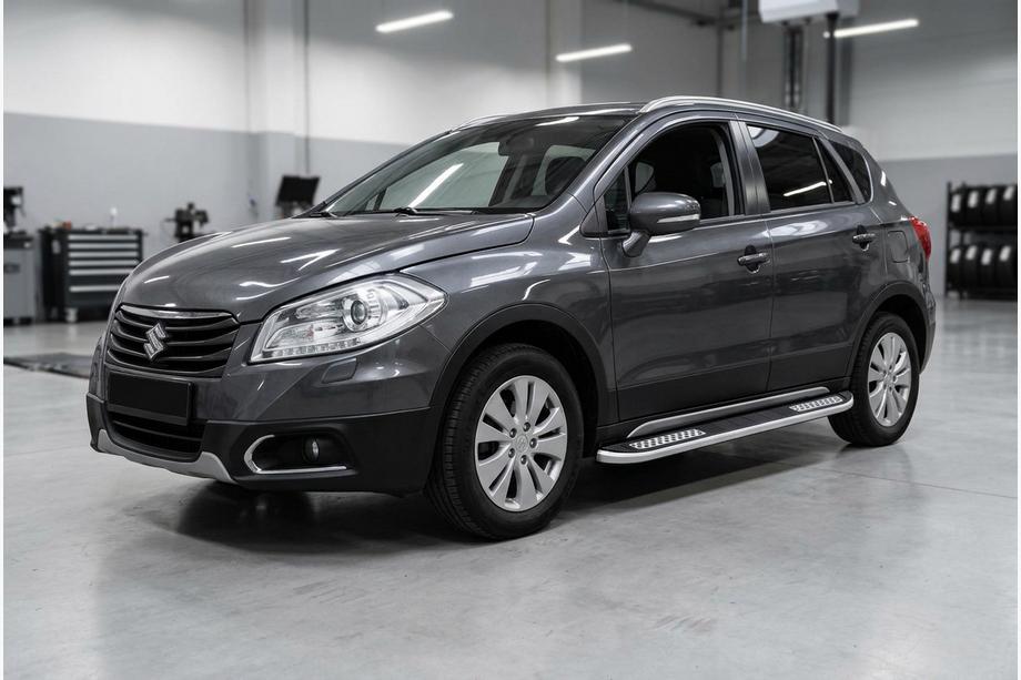 Suzuki SX4 S-Cross 2013-2016 Seitenschweller Tayga V2 (2 Stk., Aluminium) Image