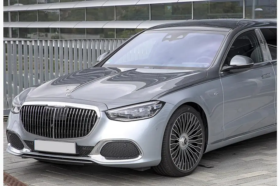 Mercedes S-class W223 2020- Bodykit Maybach S680 Image