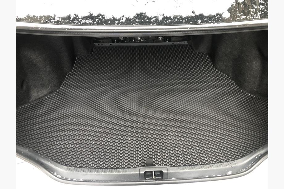 Toyota Camry 2011–2017 Kofferraummatte (EVA, Schwarz) Image