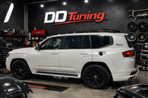 Toyota Land Cruiser 300 2021- VXR Bodykit Set Foto 4