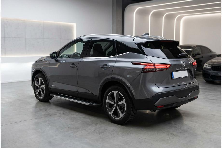 Nissan Qashqai 2021- Seitenschweller RedLine (2 Stk., Aluminium) Foto 1