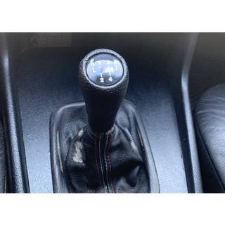 Schaltknauf V2-5 Gang (Kunstleder, schwarz glatt) BMW 5 Series E34 1988-1995 Foto 1