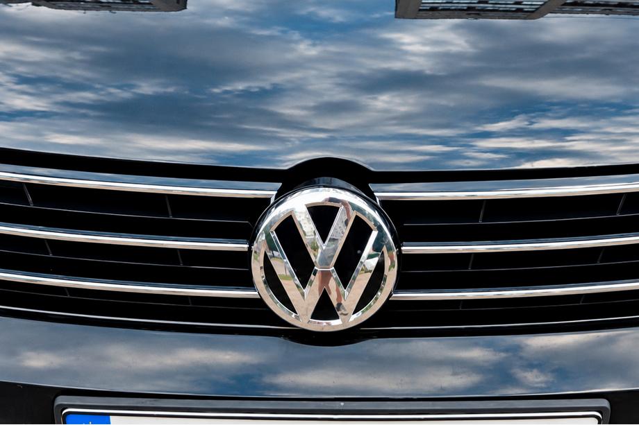 Volkswagen Polo 2017- Frontemblem 3G0853601B (2017-2020) Foto 1
