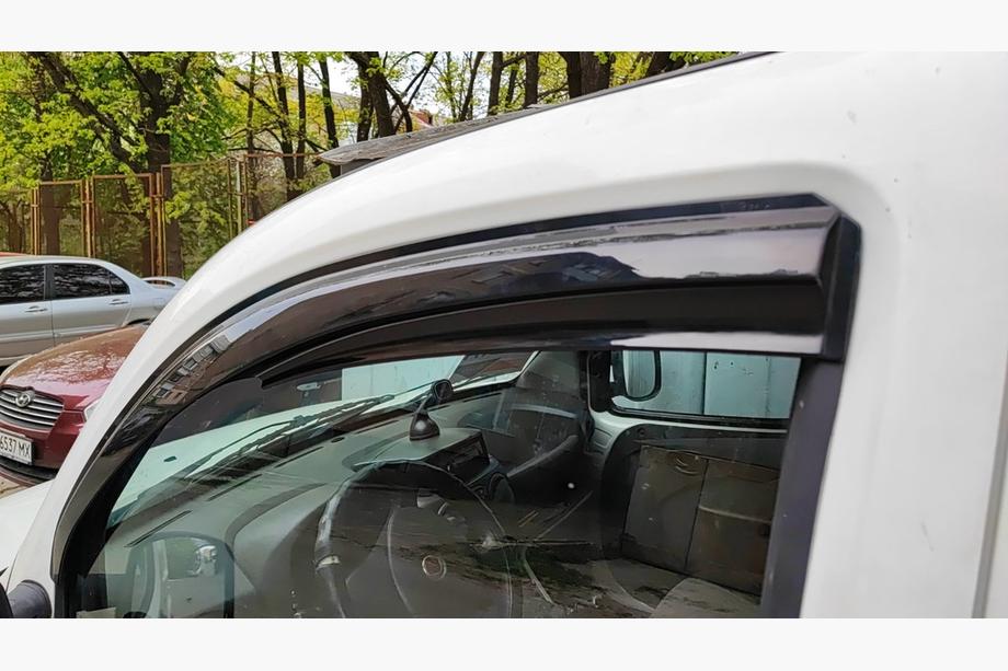 Fiat Doblo I 2005-2010 Windabweiser (2 Stk., Sunplex Sport) Foto 1