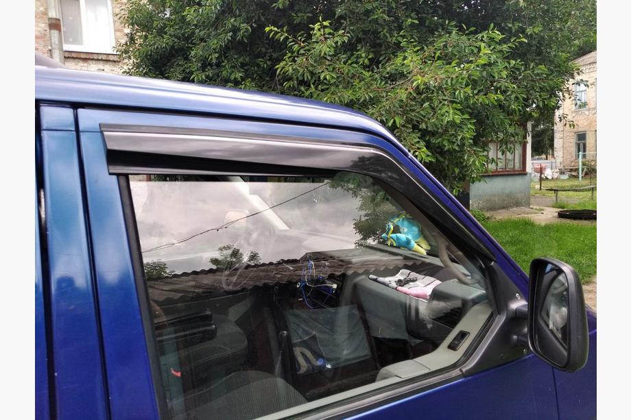 Volkswagen T4 Caravelle/Multivan 1990–2003 Windabweiser (2 Stk., Sunplex Sport) Foto 12