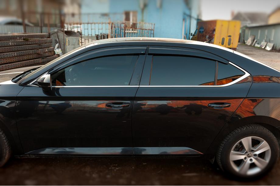 Skoda Superb 2015-2024 Windabweiser SD (4 Stk., Sunplex Sport) Foto 4