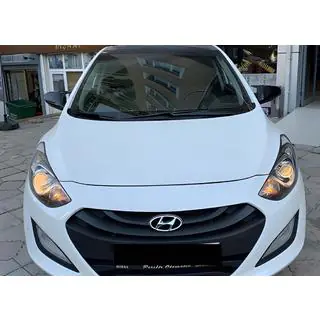 Spiegelabdeckungen ohne Blinker-Ausschnitt im BMW-Style (2 Stk) Hyundai Accent 2011-2017 Foto 1