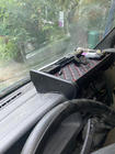Mercedes Sprinter W901/902/903/904/905 1995–2006 Armaturenbrett Ablage (2000-2006, Schwarz mit roter Naht) Foto 10