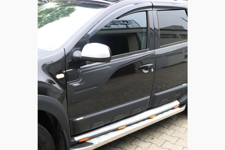 Dacia Duster 2008-2018 Obere Türleisten (2 Stück) Foto 6