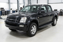 Isuzu D-Max 2002-2011 Seitenschweller Bosphore Black (2007-2012, 2 Stk., Aluminium) Foto 1