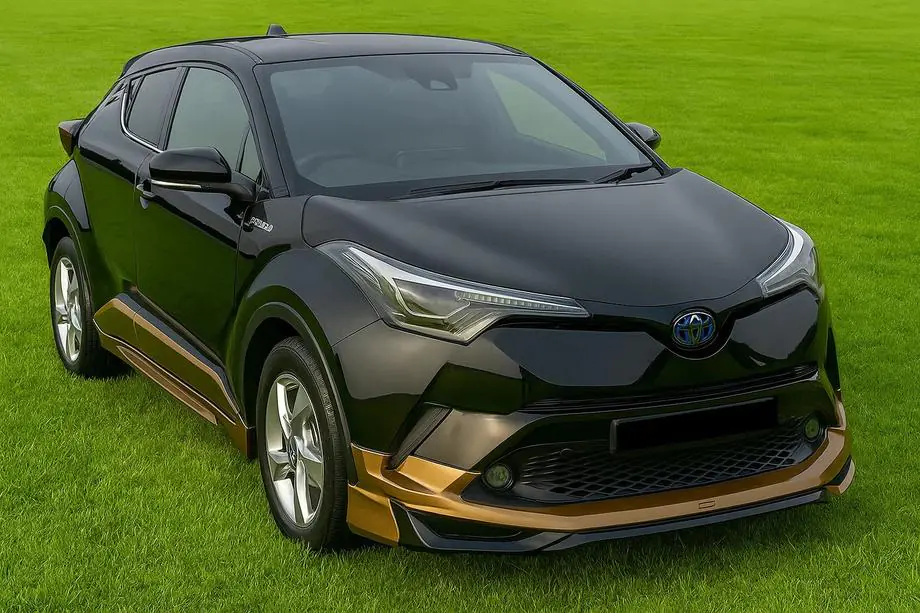Toyota C-HR 2016-2023 Bodykit Set (grundiert zum Lackieren) Image