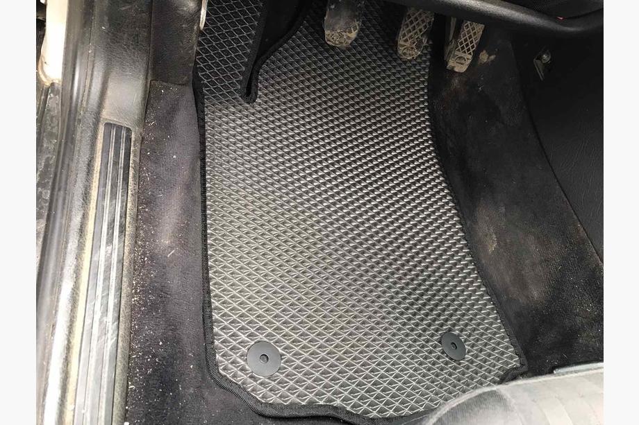 Audi A6 C4 1994–1997 EVA Fußmatten (schwarz) Image