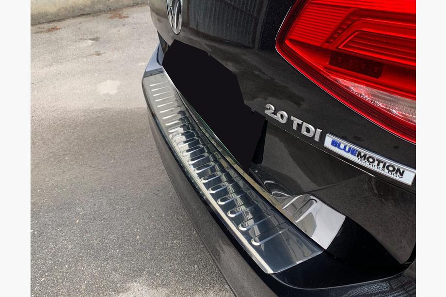 Volkswagen Passat B8 2015-2023 Heckstoßstangenabdeckung Carmos V2 (SW) Foto 2