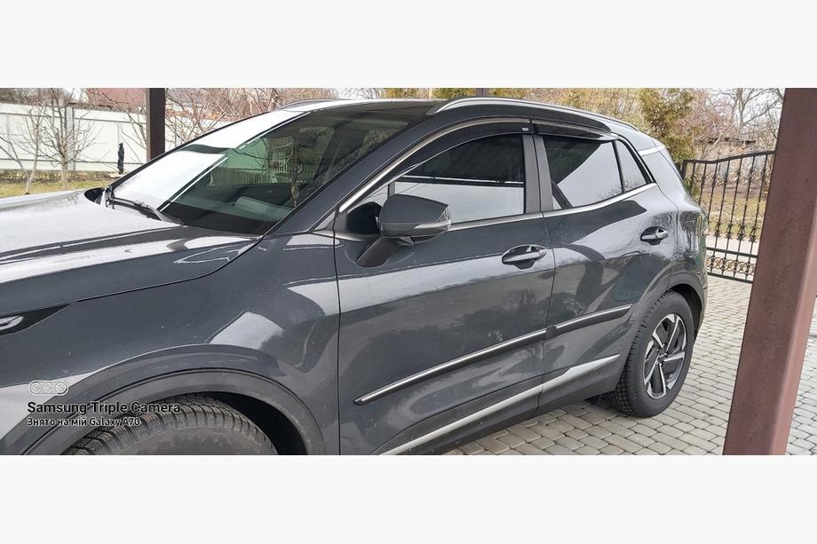 Kia Sportage 2021- Windabweiser mit Chromleiste Niken (für SWB, 4 Stk.) Foto 3