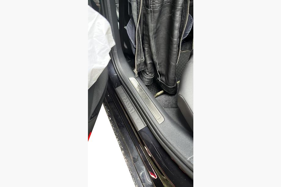 Volkswagen Passat B8 2015-2023 Einstiegsleisten DDU (4 Stk, Kunststoff) Foto 6